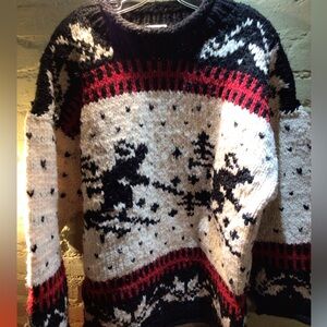 Vintage Cozy Black and White Knit Ski Sweater
